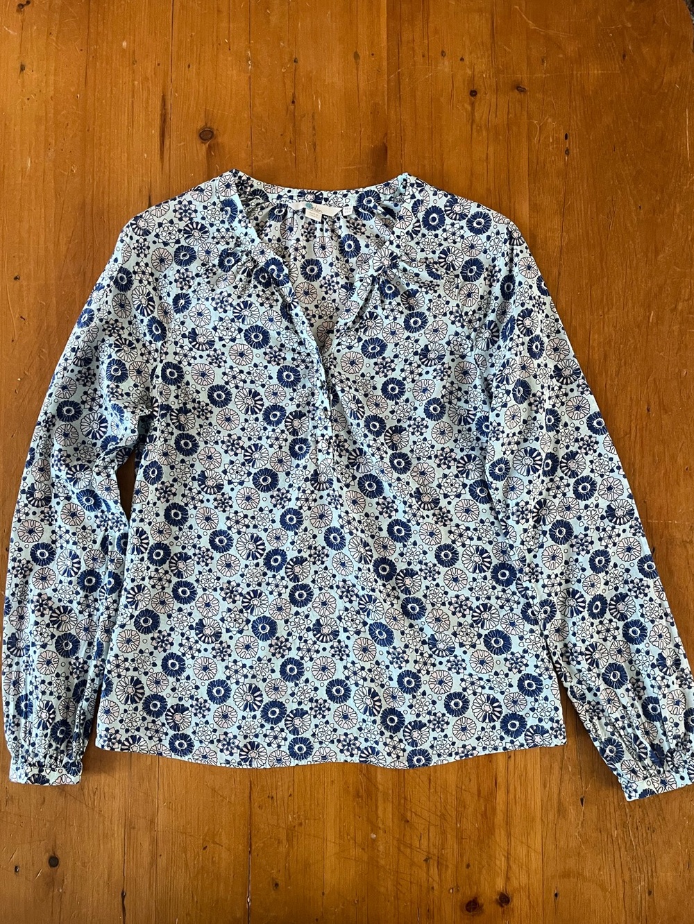 Boden 1/4 Button V-Neck Viscose & Cotton Blue Floral Long Sleeve Blouse